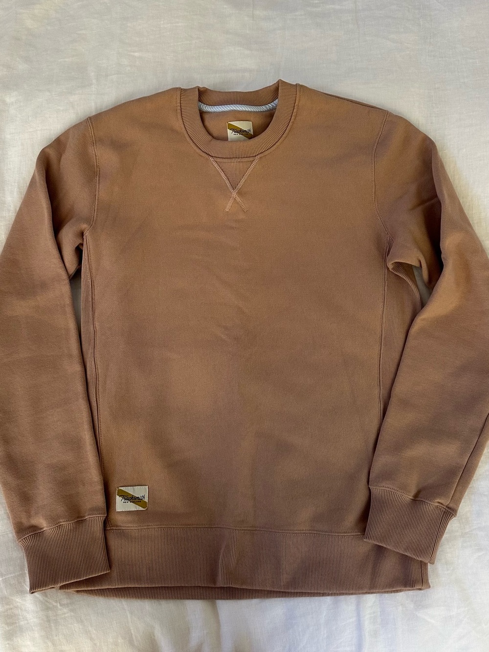 NWOT Tracksmith Men’s Trackhouse Crewneck Sweatshirt in Stucco
